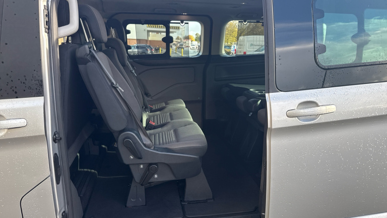 Ford Tourneo Custom Transit Custom Tourneo L2 Diesel Fwd 2.0 EcoBlue Hybrid 130ps L/R 8 Seater Titanium